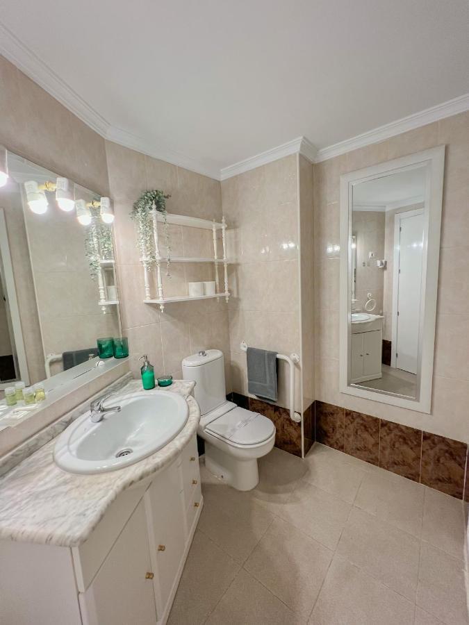 Beautiful Sea Views Apartment Pool & Beach Torremolinos Bagian luar foto